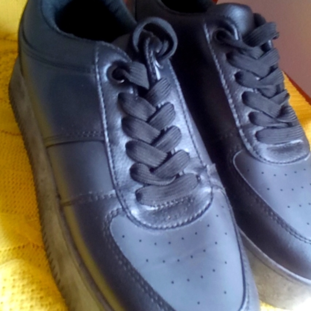 Ardene Thick Sole Tennis Shoes